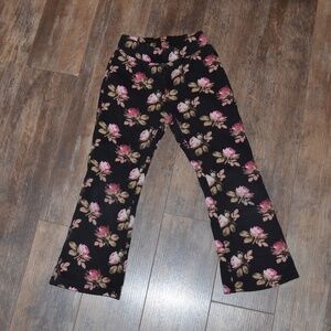 Lined Gap Leggins with Boot cut leg - Black w/flowers